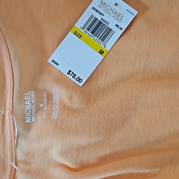 Michael Kors Women Melon color Embellished Logo on the front Tee Shirt Size M - Picture 10 of 11
